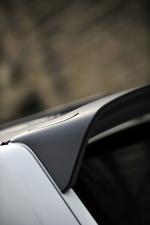 Mitsubishi Shogun Black 2012 года (UK)